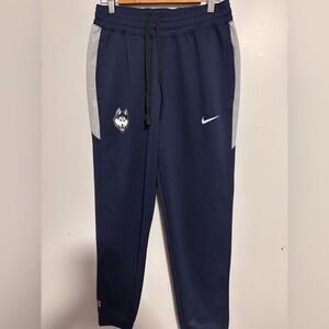Connecticut Huskies Mens Basketball Medium Joggers Nike Dri-FIT ELITE UConn